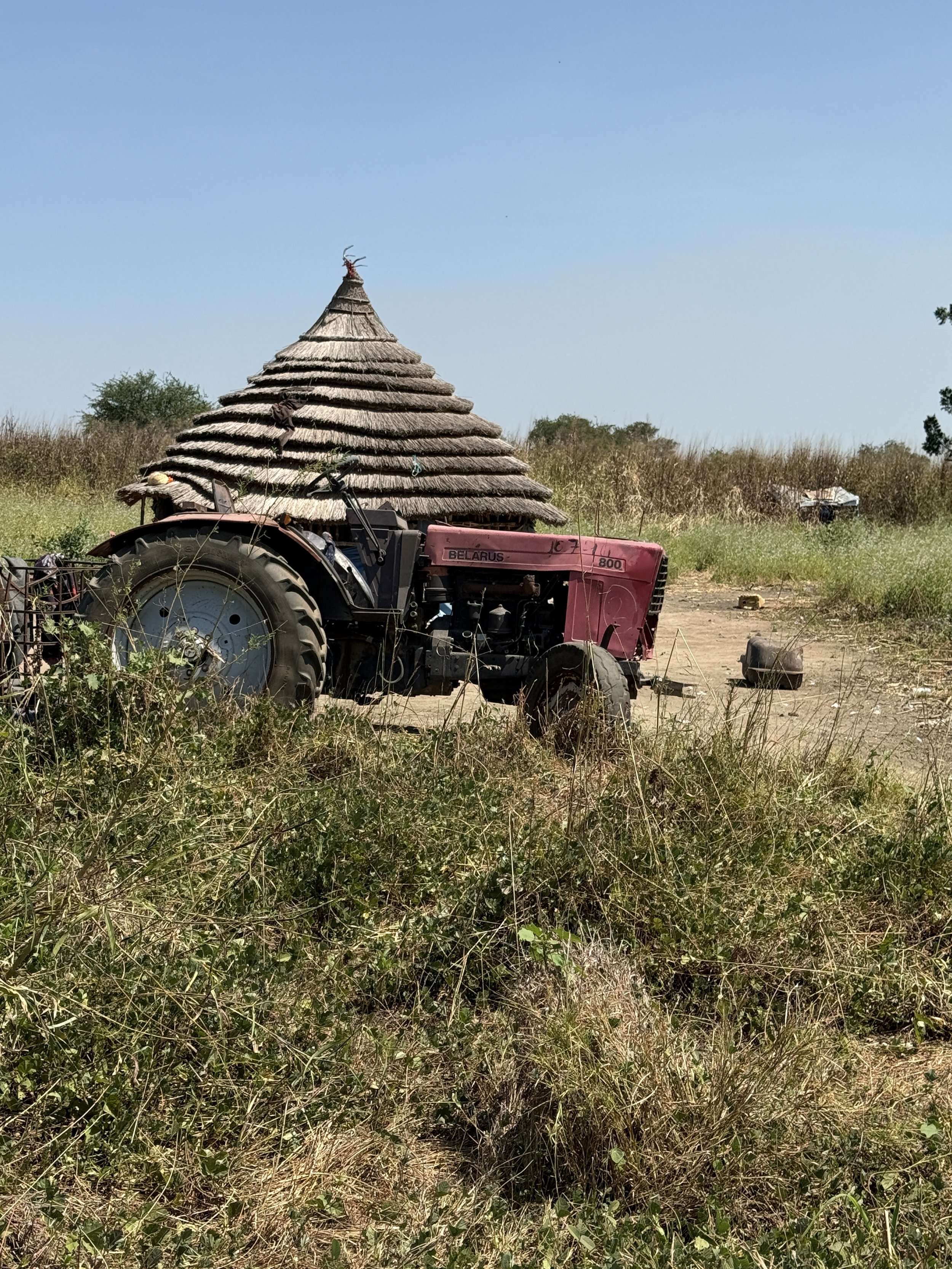 Belarussian Tractor on the border