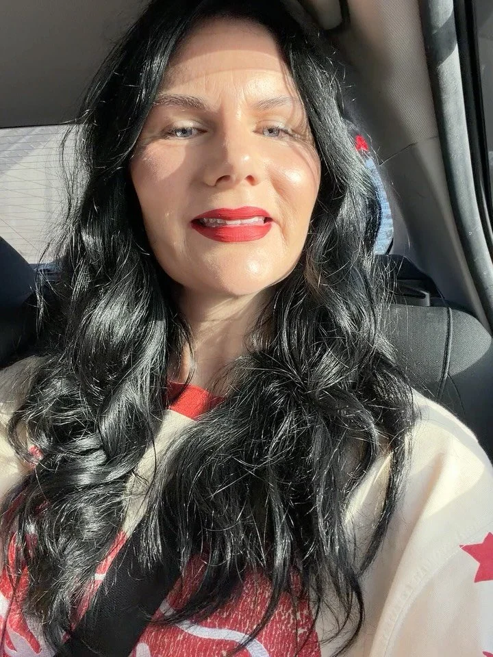 US Visa approved 🇺🇸🥹

It&rsquo;s official, after meeting at the US Consulate yesterday for our final interview, we were approved. I felt such relief when I saw the lady stamp our documents and congratulate us. Especially as 2 other people had been