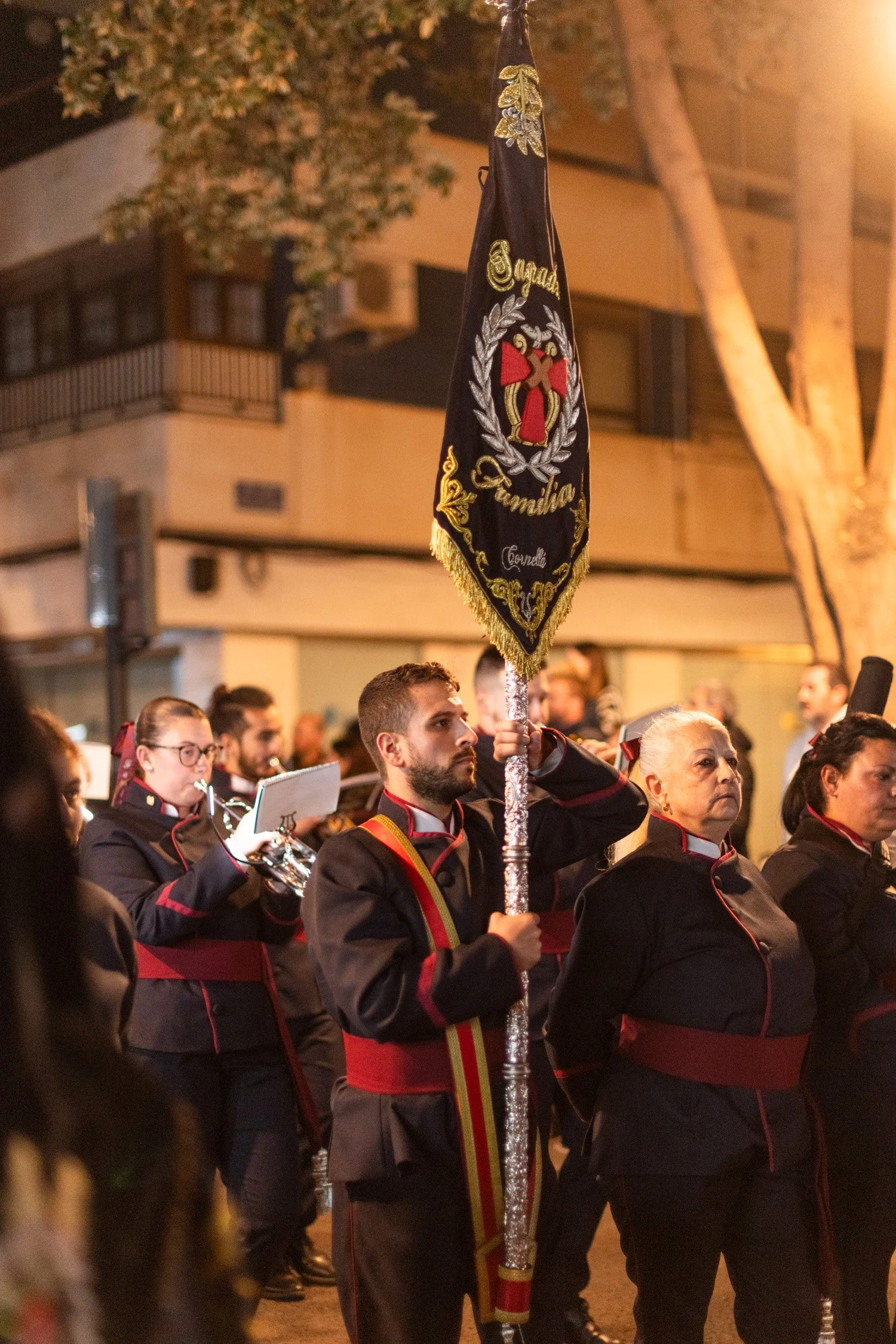valencia_holy_friday_procession_pauline_walzak_web-37.jpg