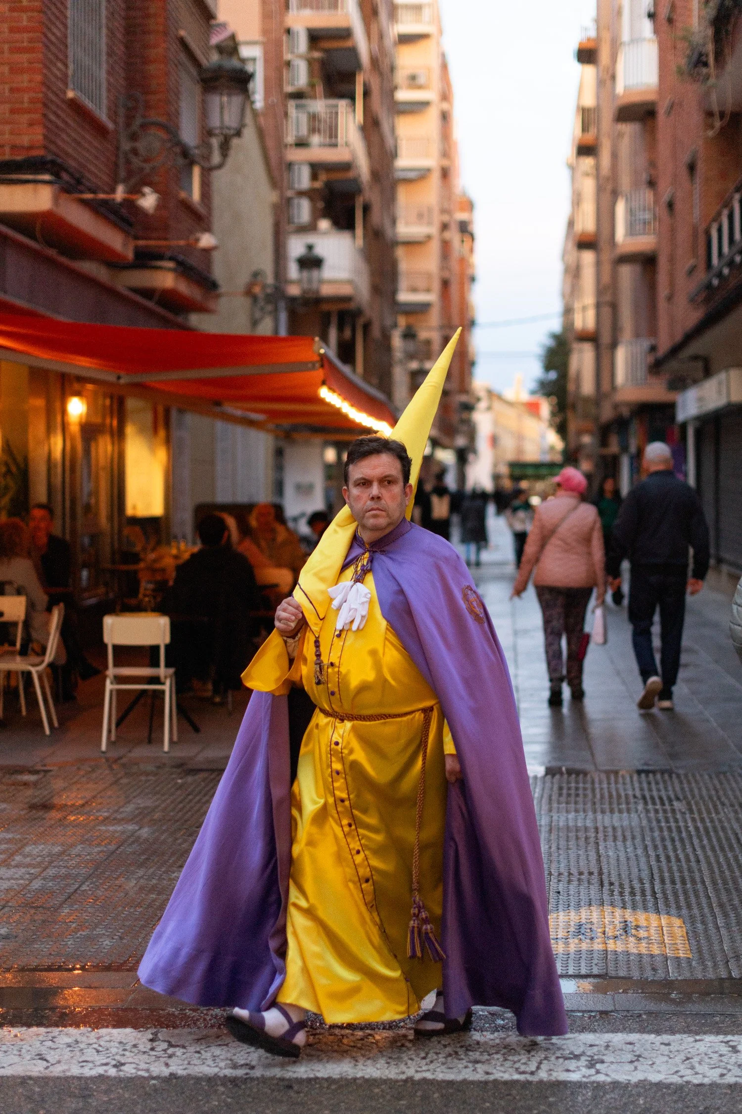 valencia_holy_friday_procession_pauline_walzak_web-10.jpg