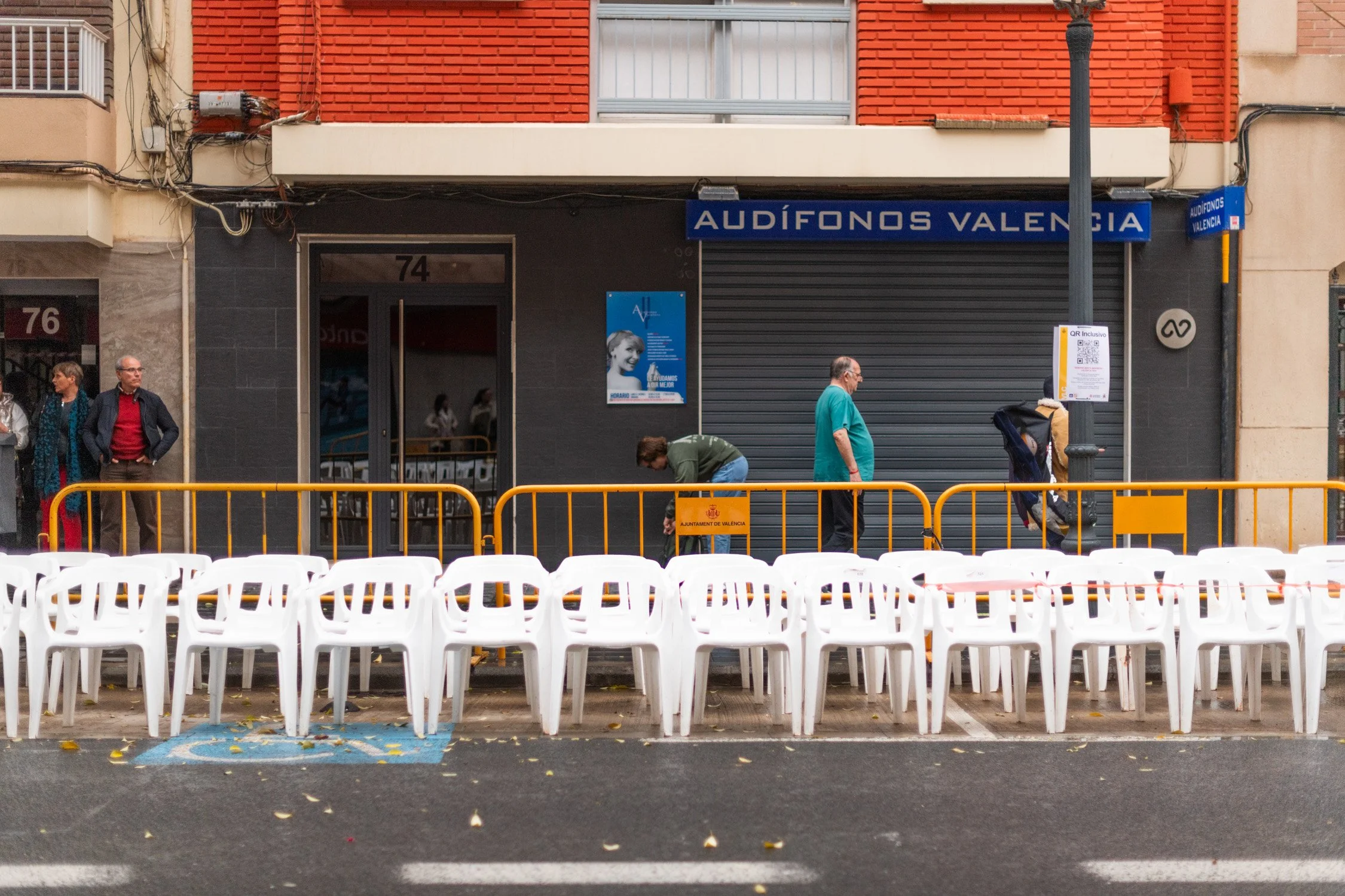 valencia_holy_friday_procession_pauline_walzak_web-7.jpg