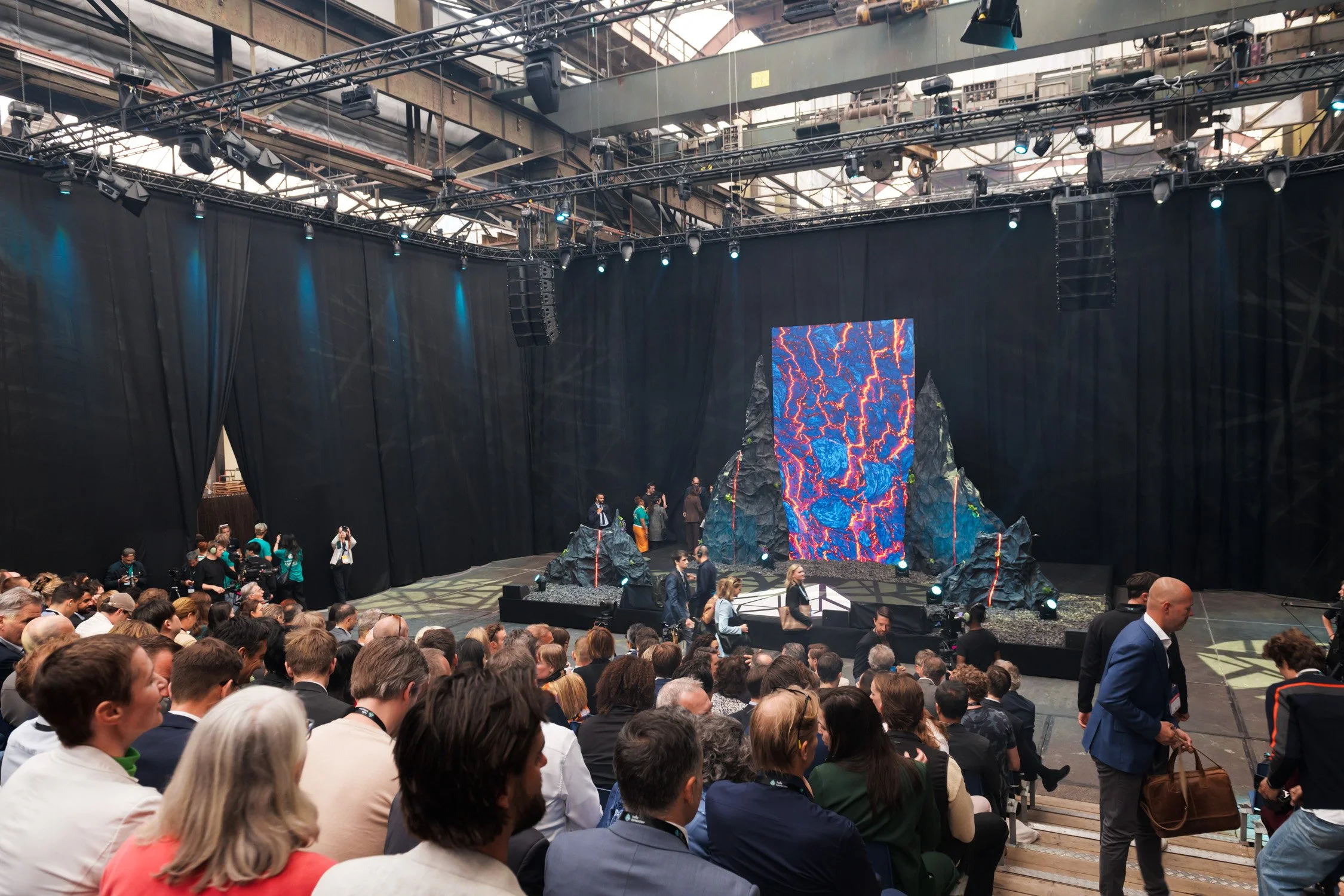 2026-06-11_Hello_Tomorrow_Amsterdam_2026-IG-c--Pauline_Walzak-1.jpg