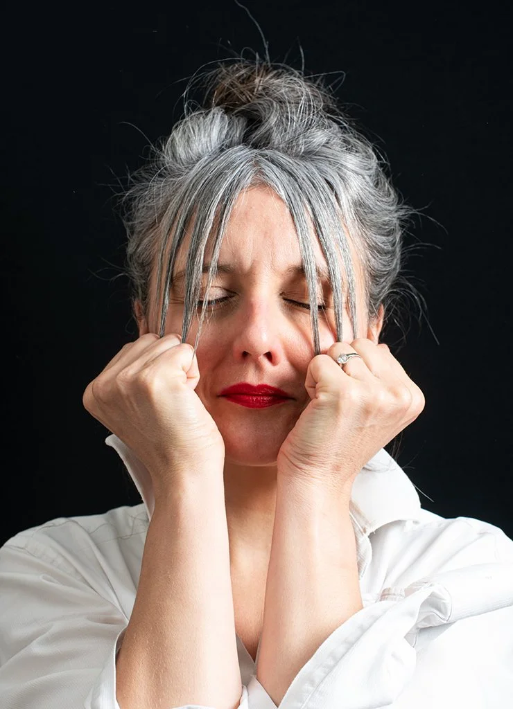 2021-03-21_SELF-PORTRAITS-GREY-HAIR--c--Pauline-Walzak-4.jpg
