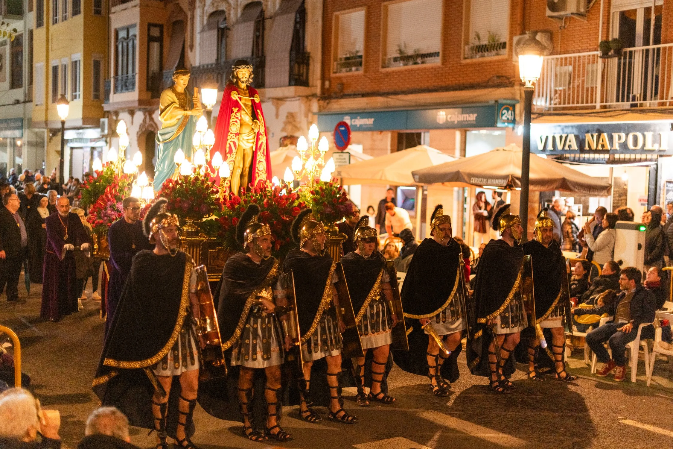 valencia_holy_friday_procession_pauline_walzak_web-44.jpg