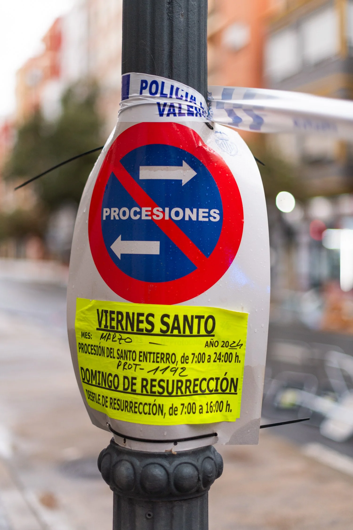 valencia_holy_friday_procession_pauline_walzak_web-5.jpg