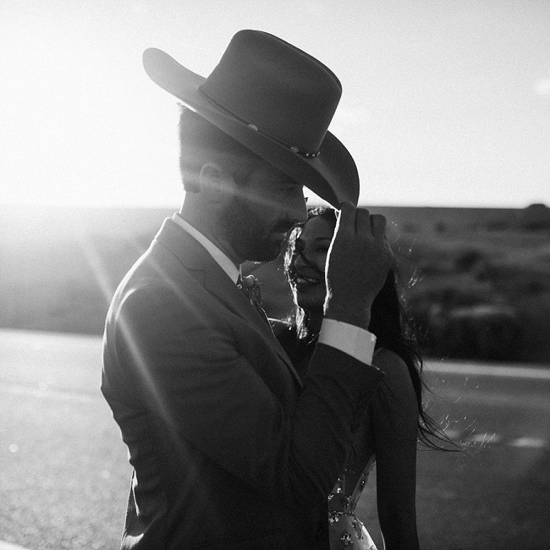 Haley-Nord-Photography-Moab-Elopement-Photographer-Utah-Monument-Valley-Wedding (17).jpg