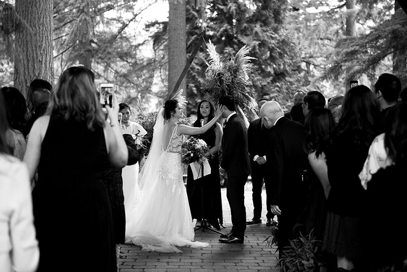 HaleyNordPhotographyWeddingPortlandHoytCoopersHallElegant (58).jpg