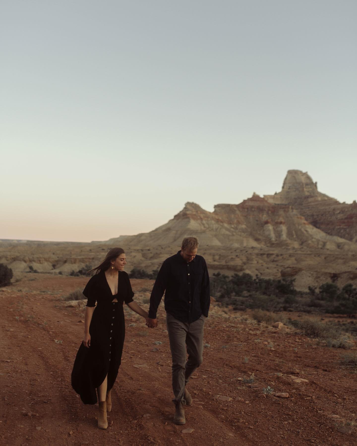 These two. ✨

They met me out in the desert, two perfect pups in tow. We wandered through a little desert river (more of a stream this time of year), admired a petroglyph panel and finished the night with the most delicious pizza they made in their l