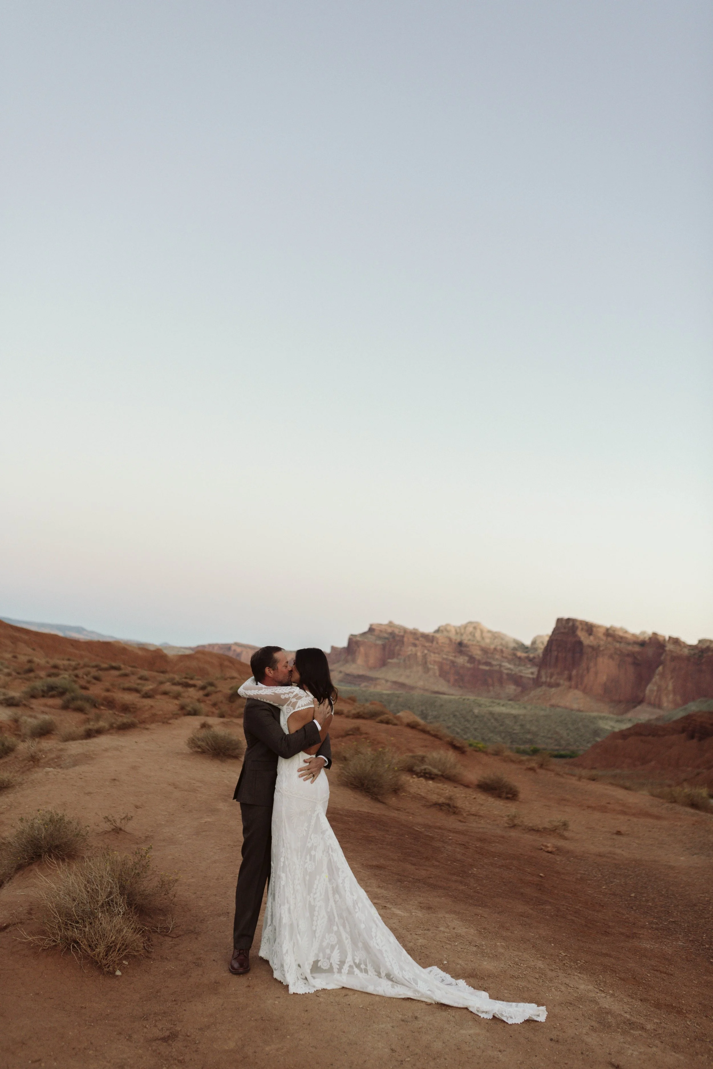 Kelsey + Scott Get Married at Red River Ranch in Torrey, Utah — Haley ...