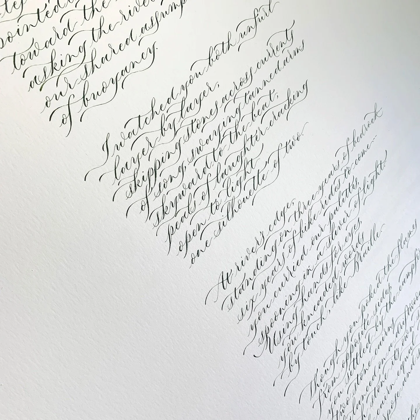 Let’s be honest, I haven’t been great at sharing work on here lately — turns out having a small human (hi Polly 👋) doesn’t leave a lot of time for filming reels or staging photos 🙃
So here’s a little throwback to some