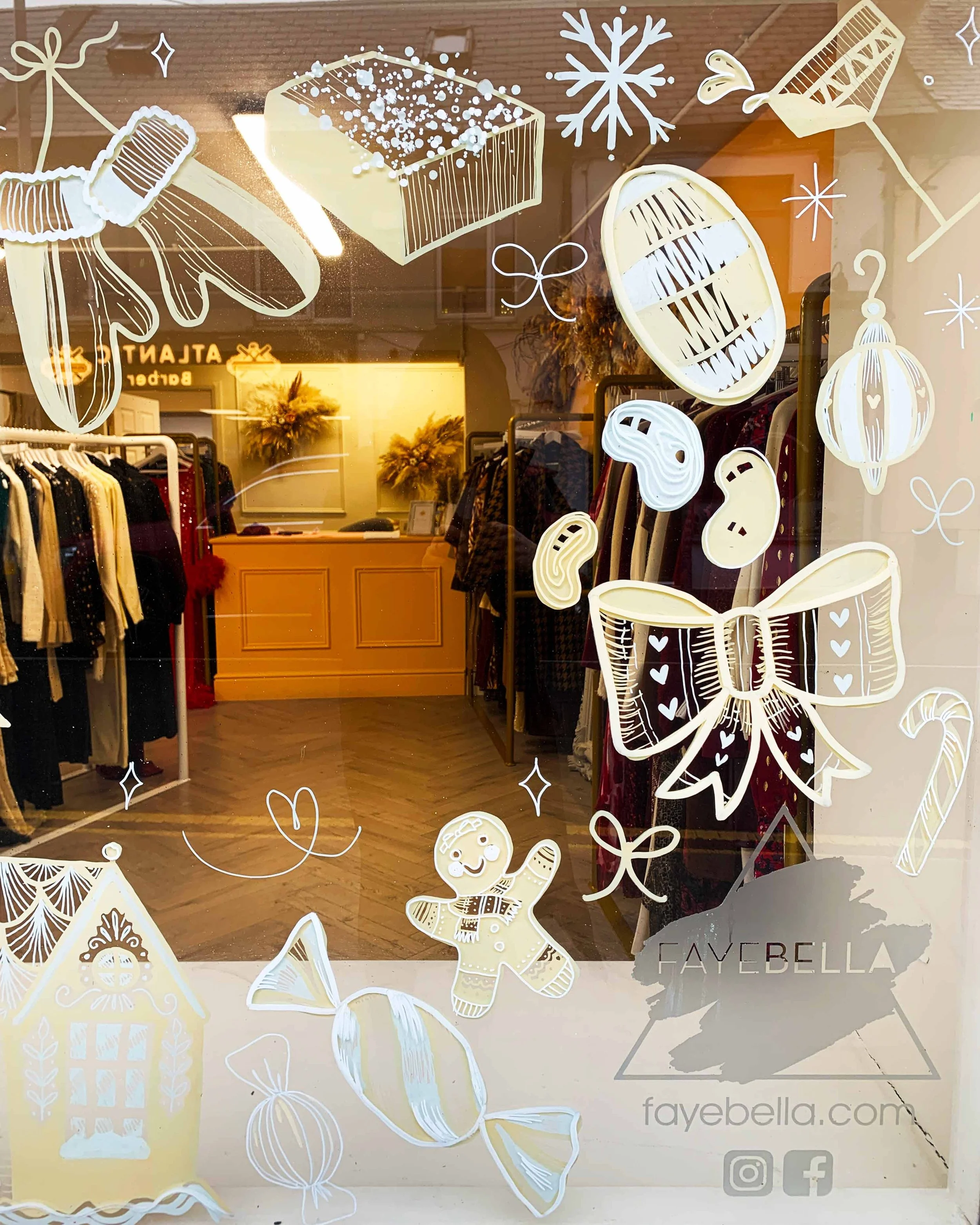 Fayebella-Christmas-Close-2025.jpg