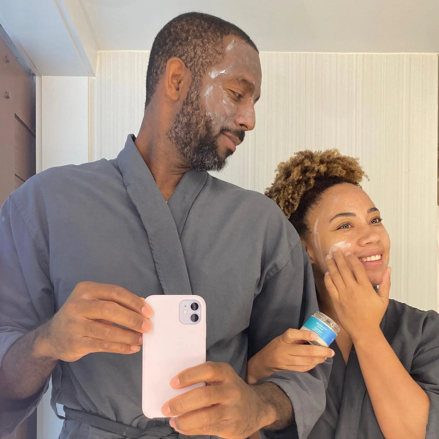 You know what they say: couples who apply flower masks together stay together! Happy weekend, love birds.