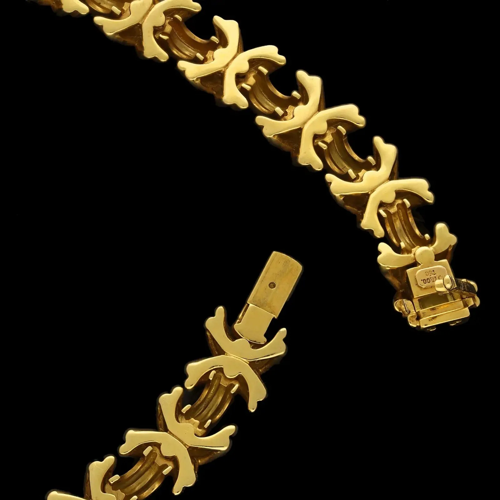 TIFFANY 'Signature' X-Motif Necklace in 