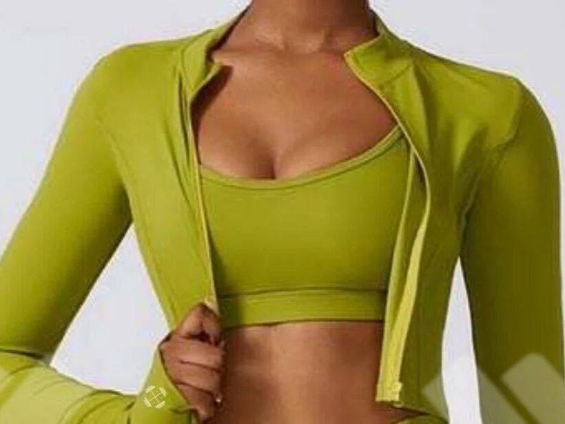 EA6B0741-0D90-4B0B-8089-2823F5F1B049