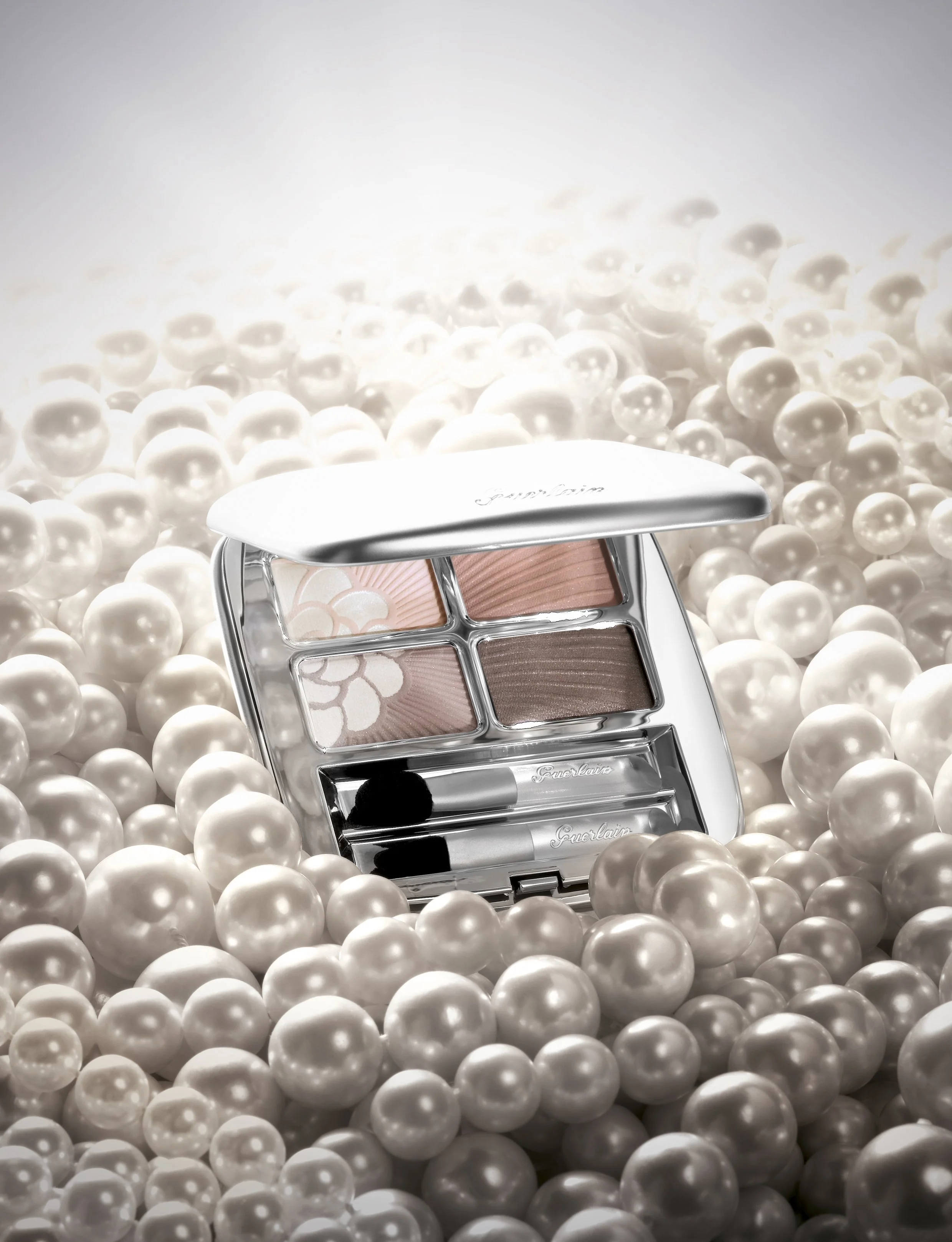 07-guerlain-meteorites-dp.jpeg