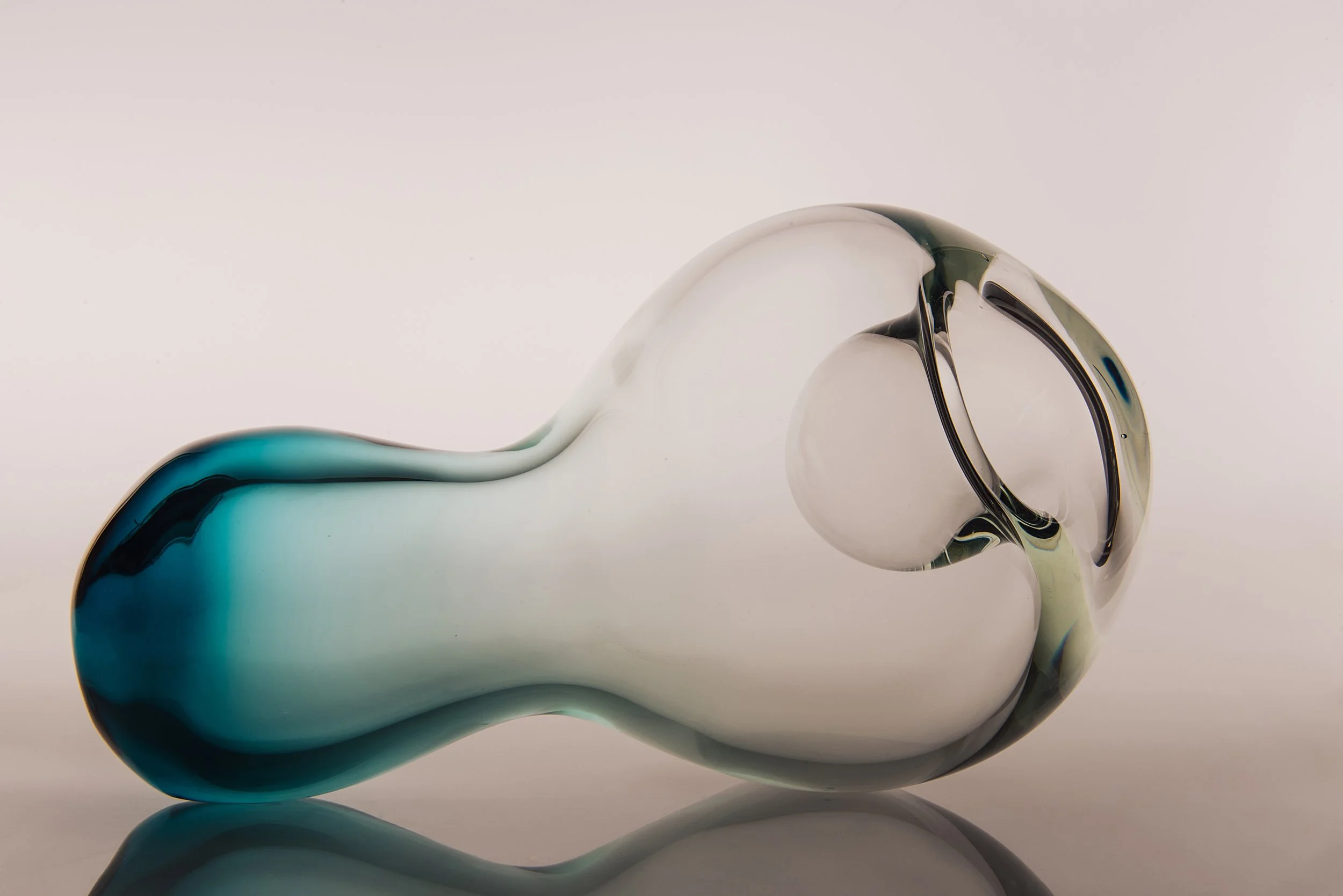 Amoeba azúl I |
40X24X24cm |
1.900€ |