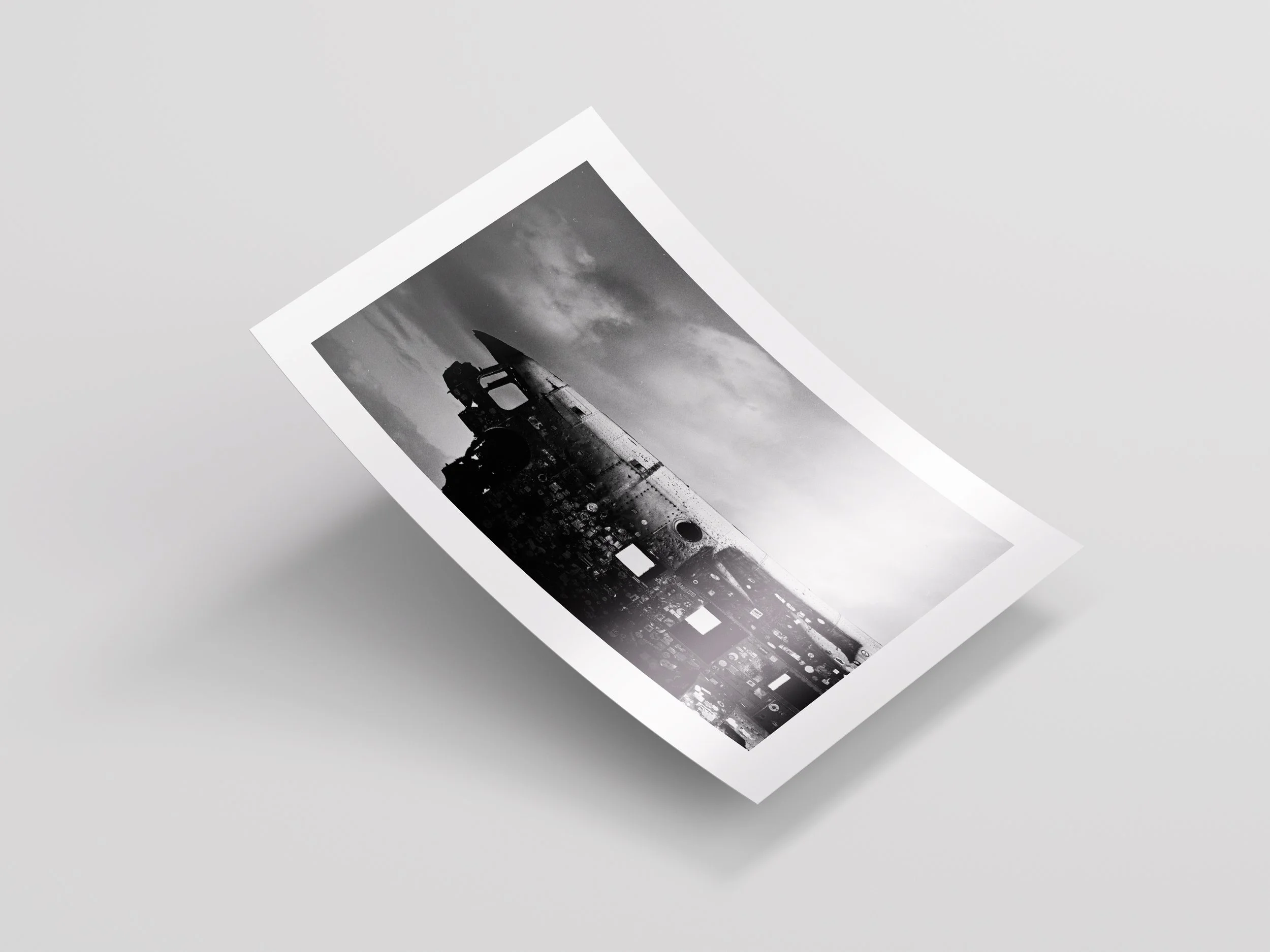 Glossy_A4_Paper_Mockup_4.jpg