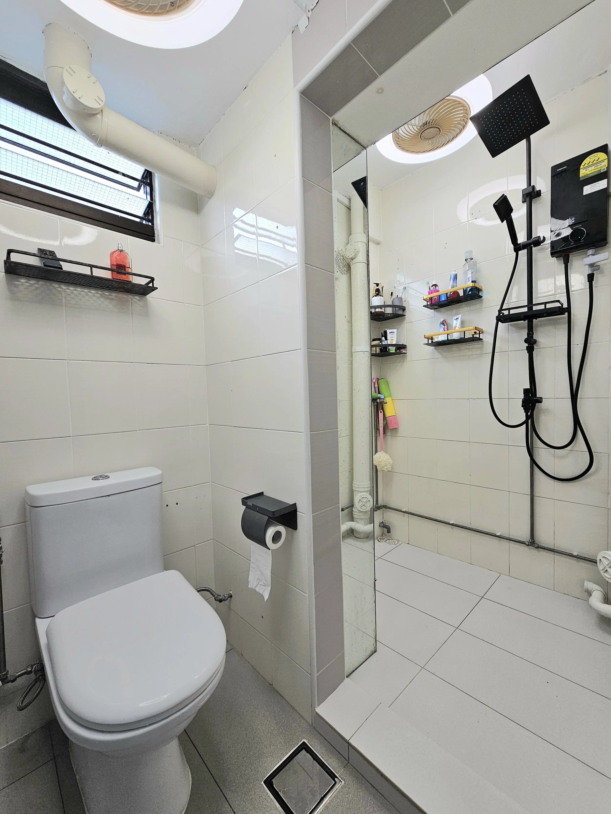 Bathroom (4).jpg