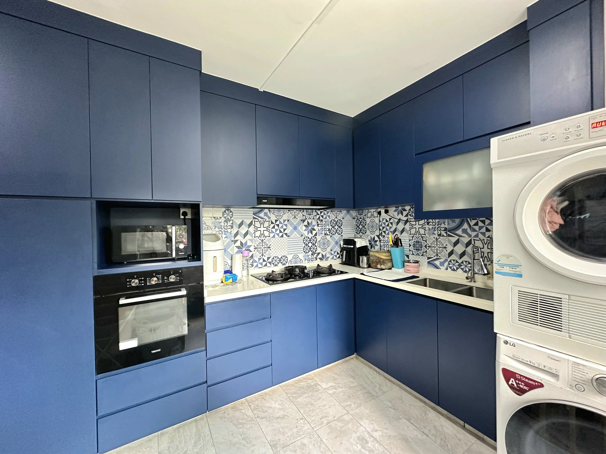 Kitchen1 (3).jpg