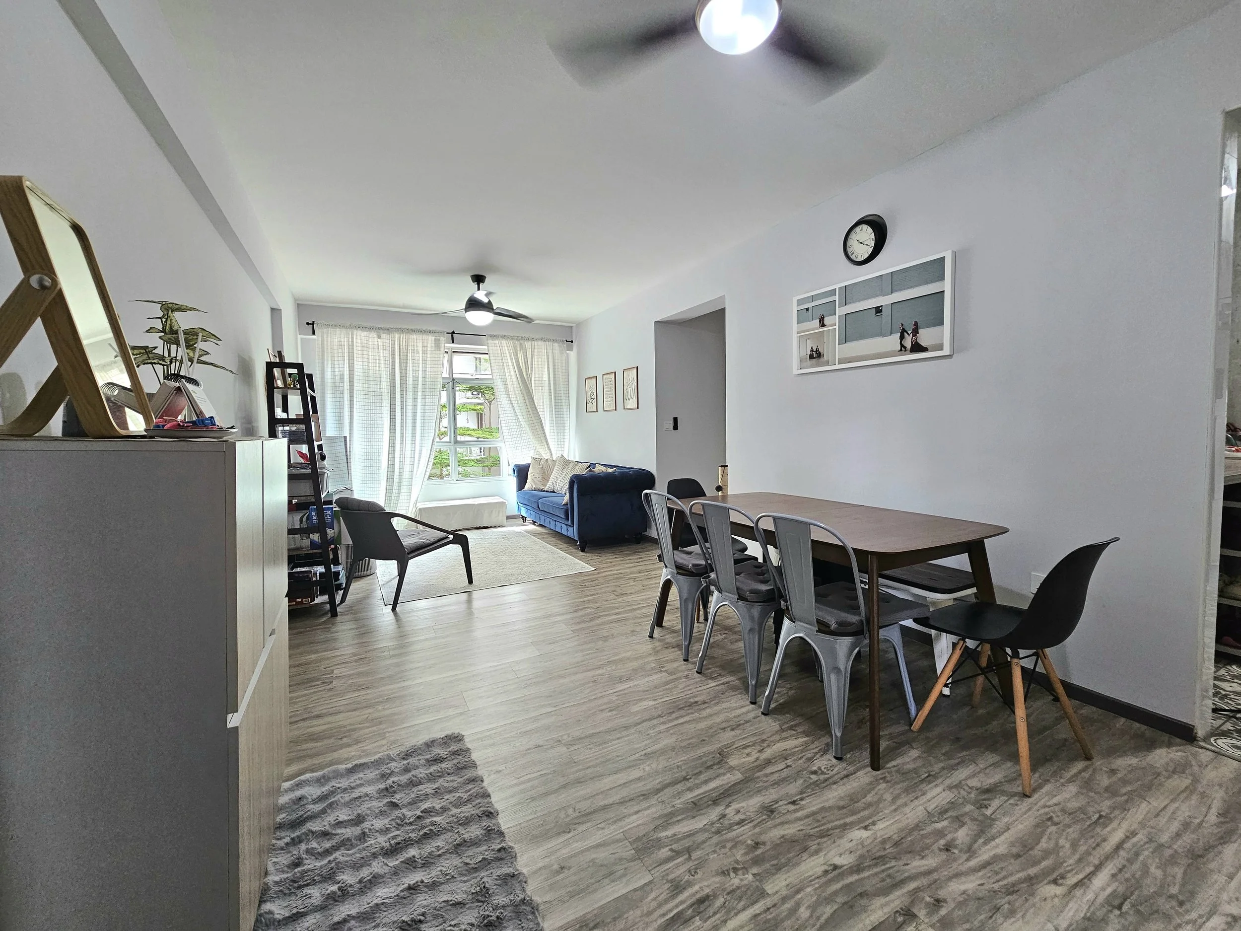 Living room1 (2).jpg