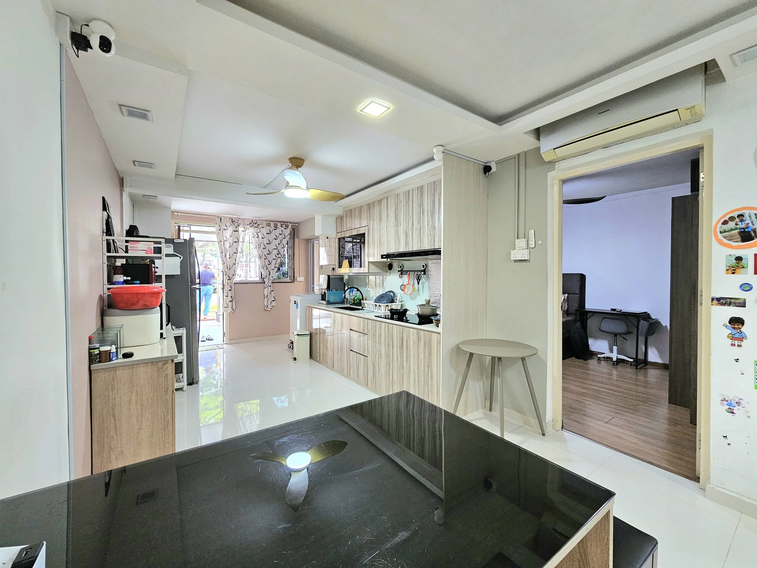 Dining area (10).jpg