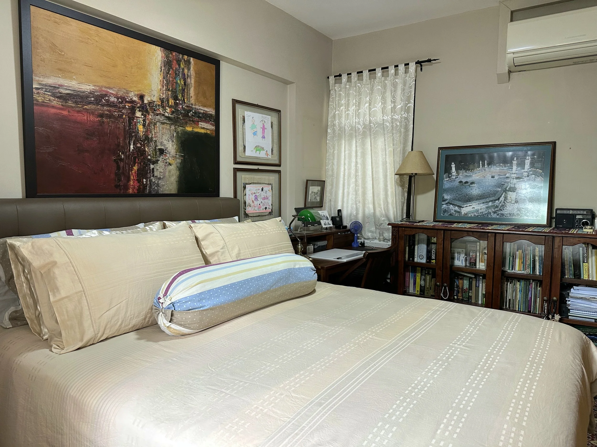 Master bedroom2.jpg