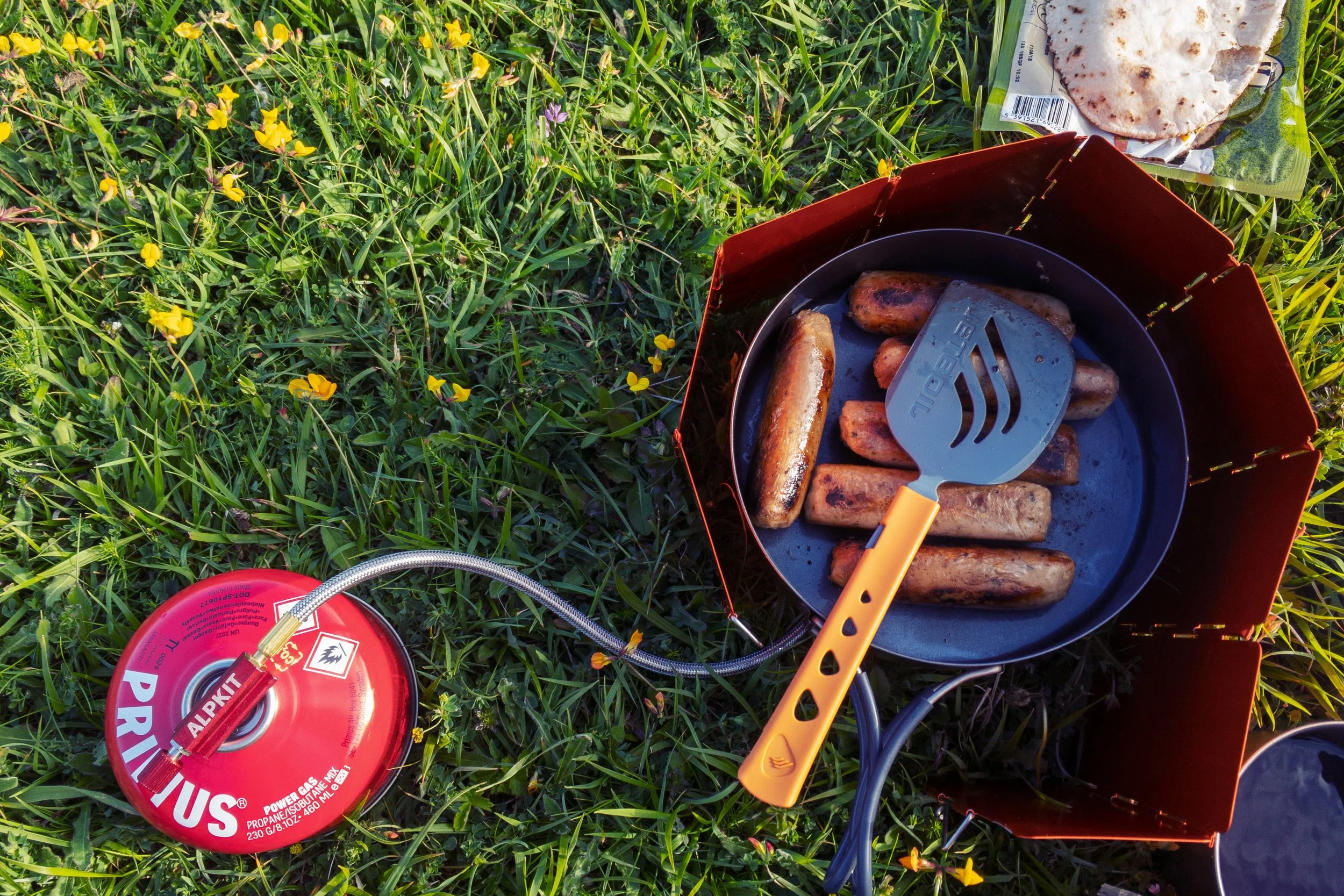 The outdoor sausage
