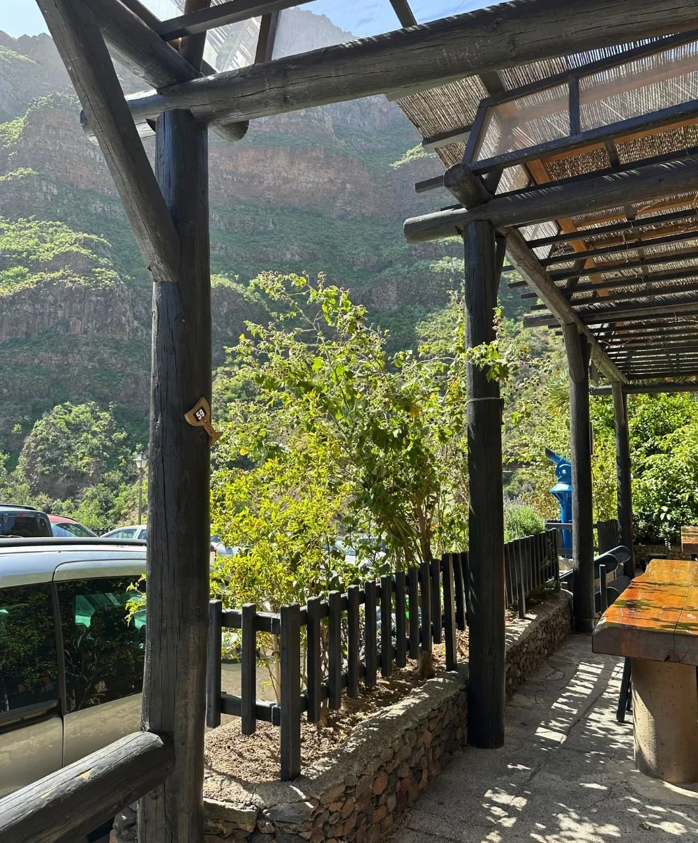 restaurant tagoror entrance.jpg