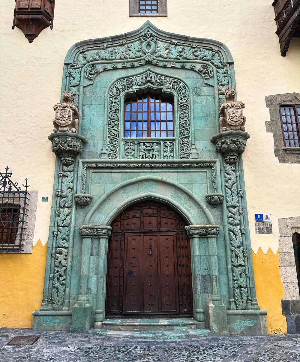 doorway of casa de colon.jpg