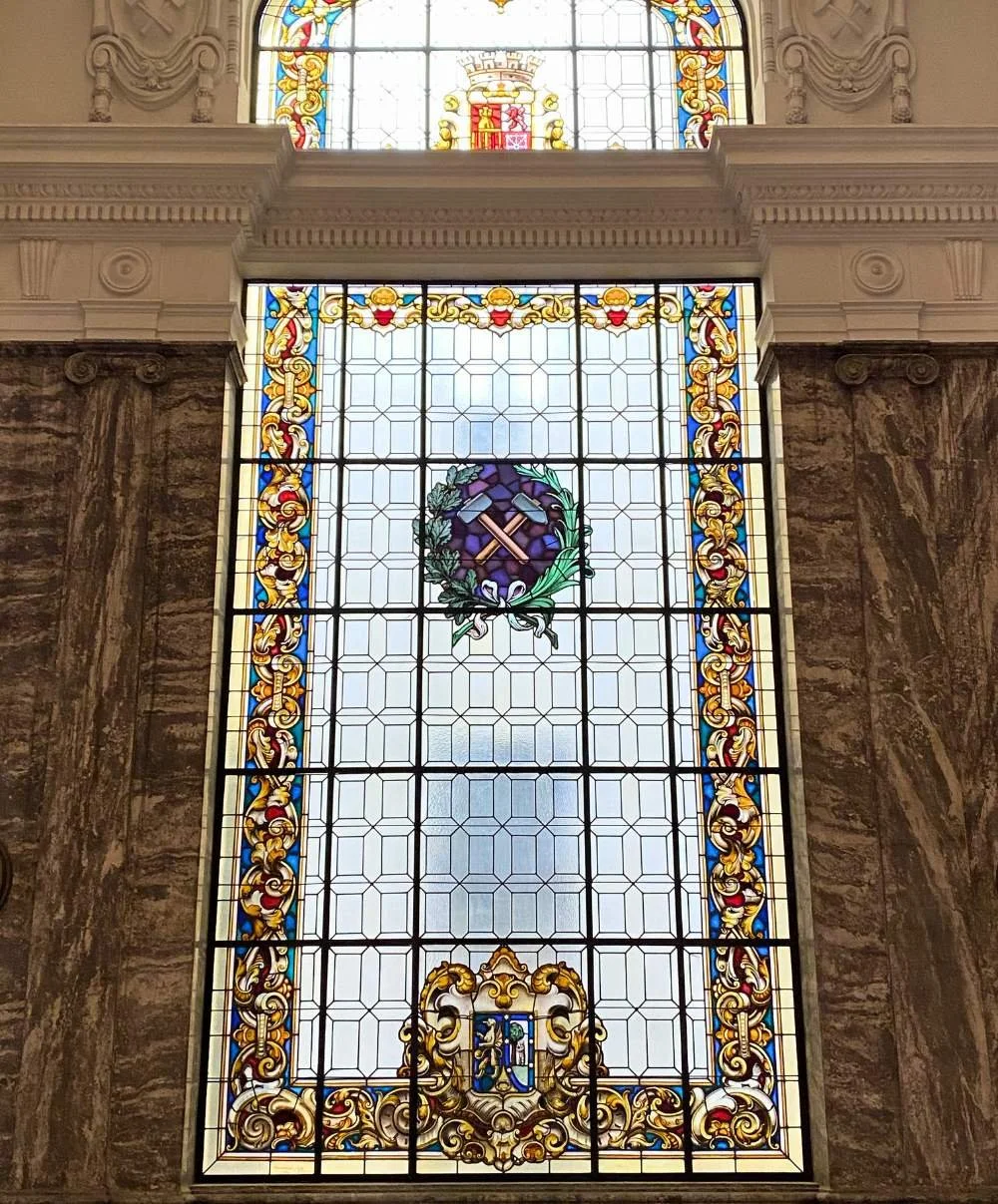museo geominero glass chamberi.jpg