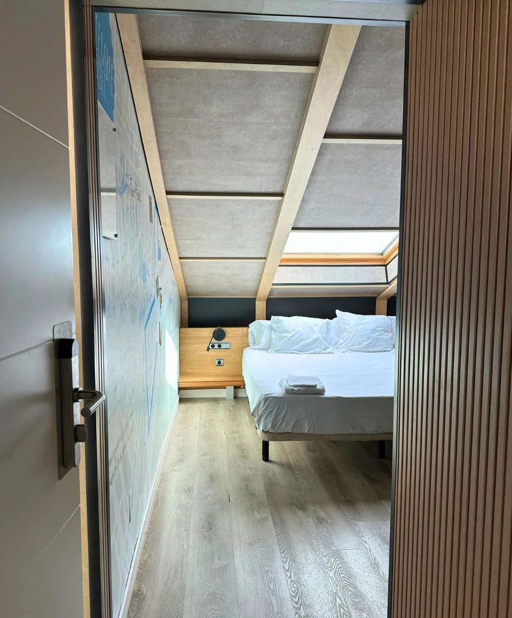 La Cjancla bedroom.jpg