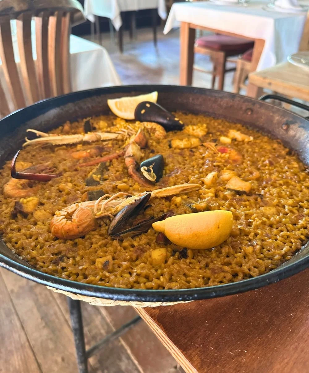 seafood paella.jpg