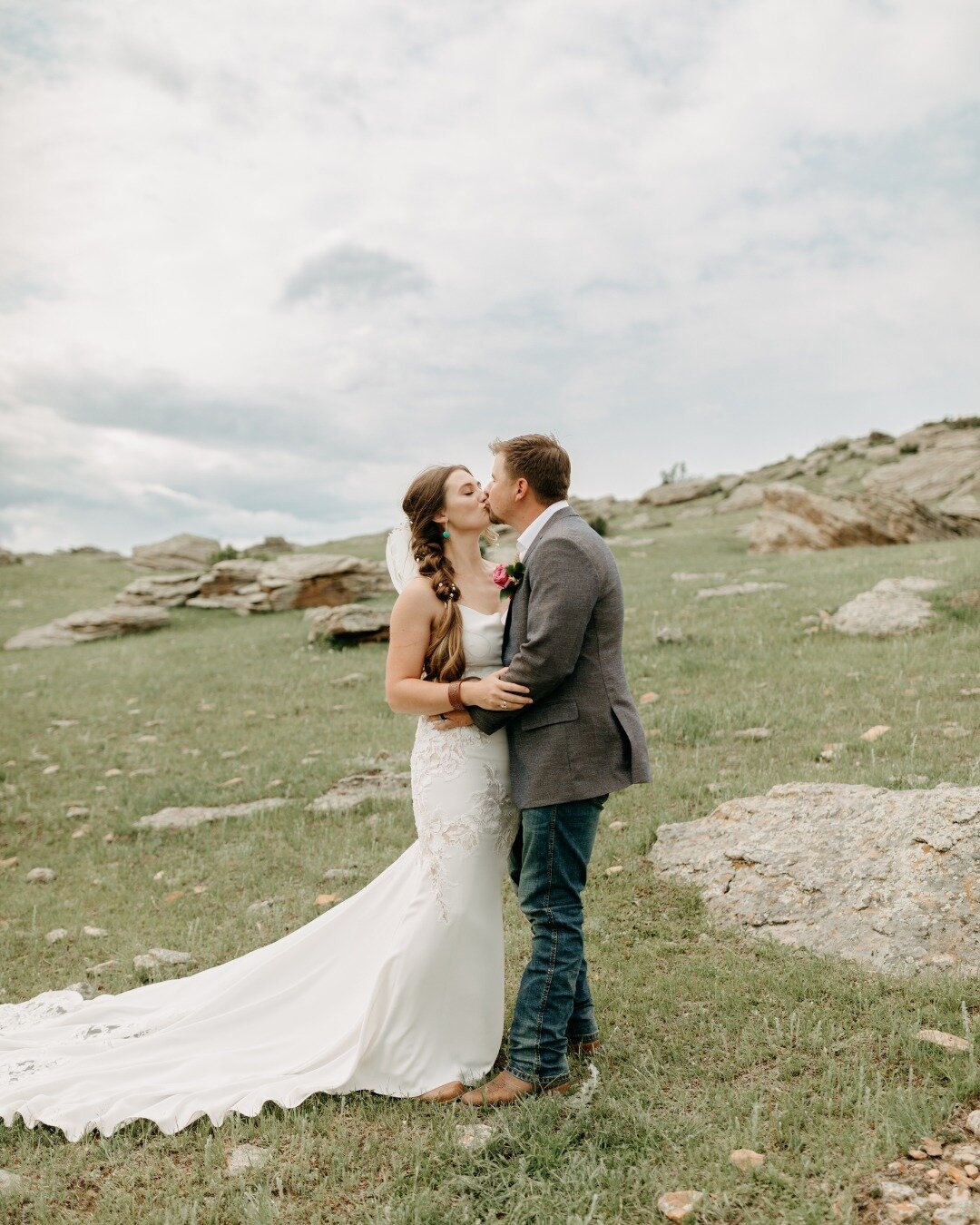 Tyler + Jondie

this rustic &amp; rainy affair in Central Montana was one to remember! amidst the rain, Tyler &amp; Jodie exchanged their vows at Utica City Hall. festivities continued at Tall Boys Tavern where Jondie's family was grilling up food in