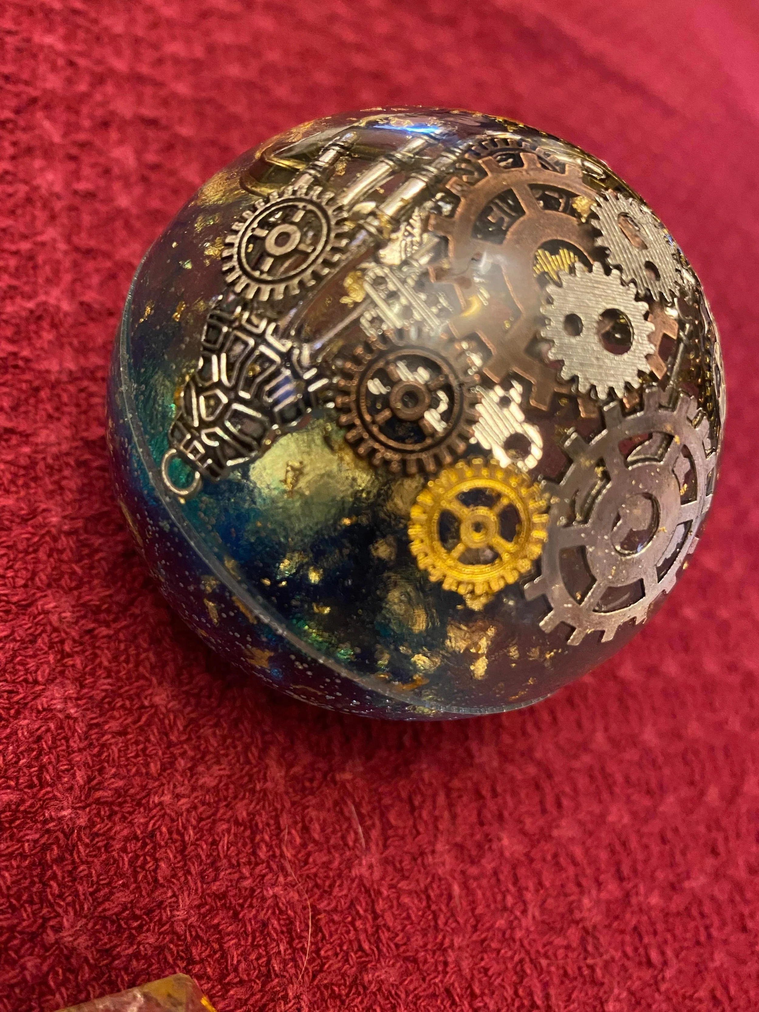Resin, Anya, 2021