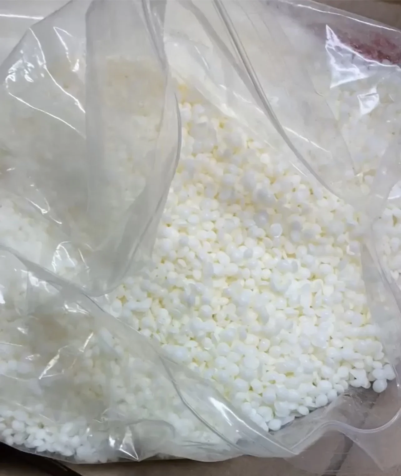 Beautiful 5 lbs bag of soy wax!