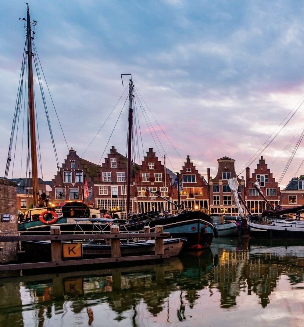     Historic harbour of Hoorn in the Netherlands, home base of Alma Nómada Studio.c