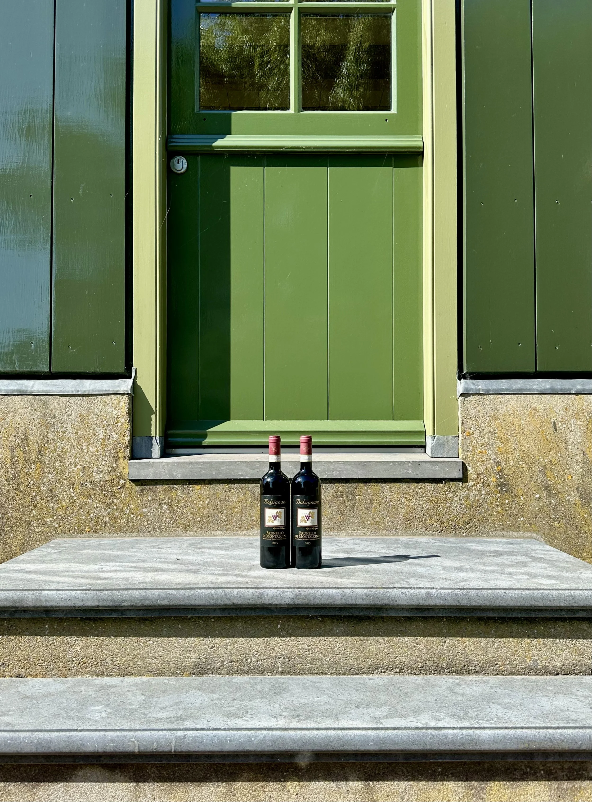     Selected wines for a private dining experience, part of the food and hospitality of Alma Nómada.