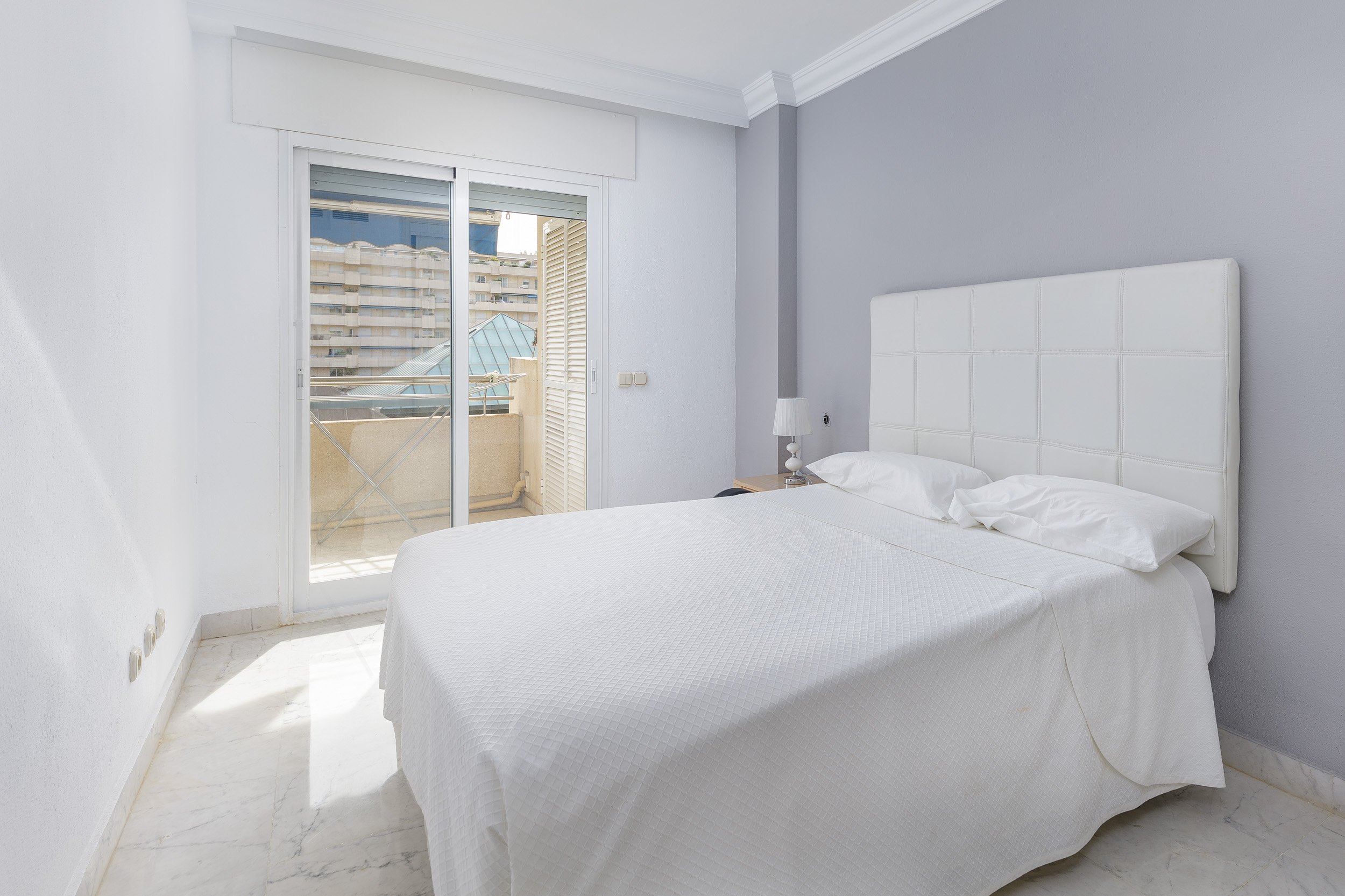 short-let-three-bedroom-puerto-banus-fr8705-8.jpg