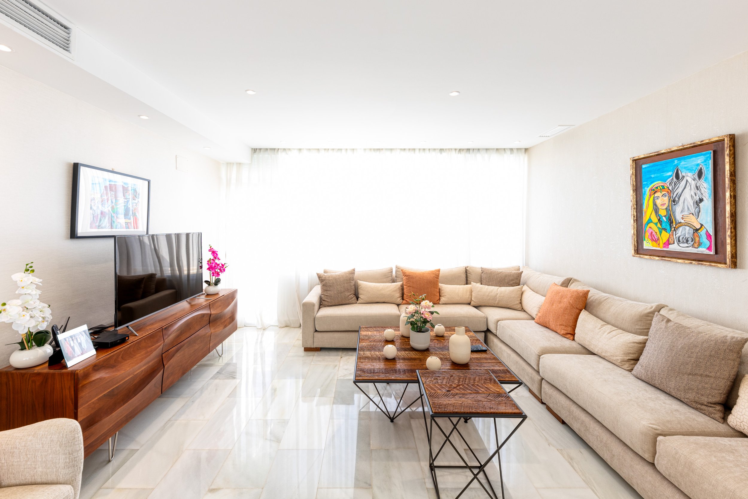 for-sale-renovated-three-bedroom-duplex-penthouse-rio-real-marbella-fs8795-10.jpg
