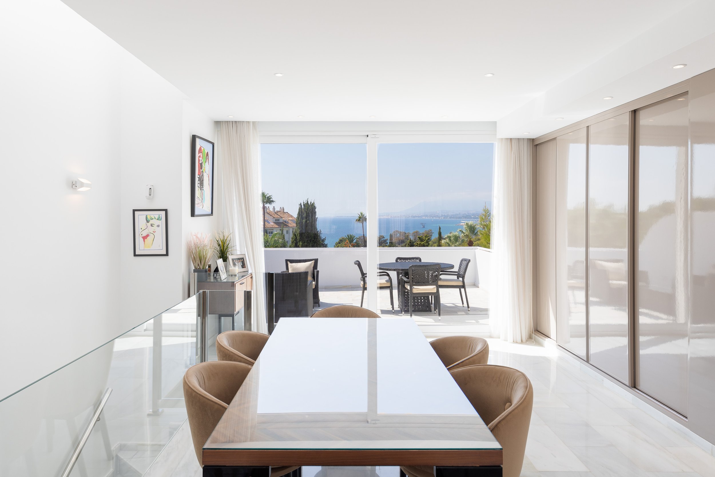for-sale-renovated-three-bedroom-duplex-penthouse-rio-real-marbella-fs8795-11.jpg