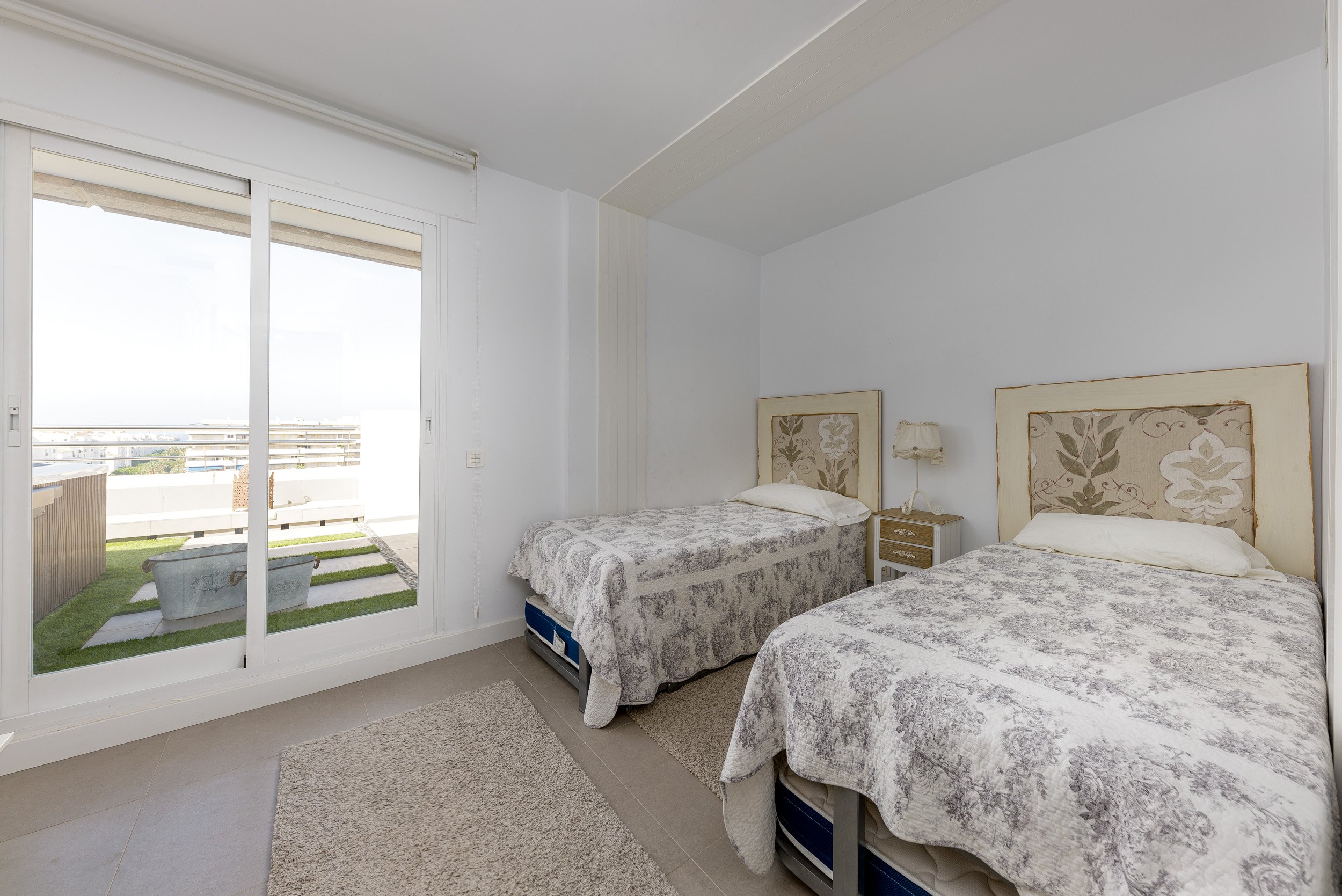 for-sale-three-bedroom-apartment-penthouse-sea-view-puerto-banus-fs5465-10.jpg