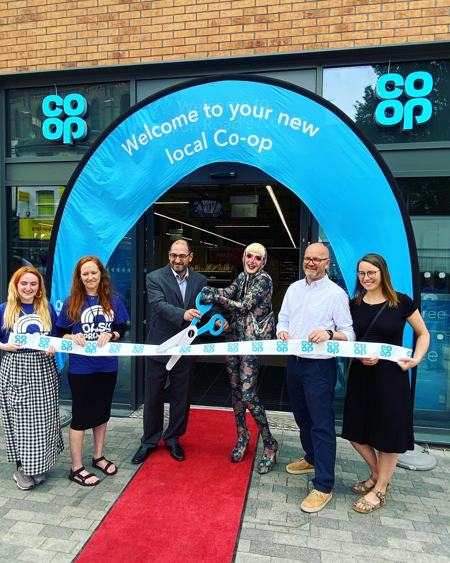 &ldquo;Unexpected item in the bagging area&rdquo; 🛒

What an honour to officially open @coopuk &lsquo;s new Brighton store