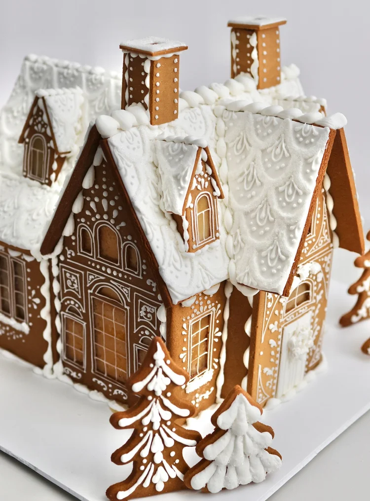 Edible Estates - Handmade Luxury Gingerbread Gifts