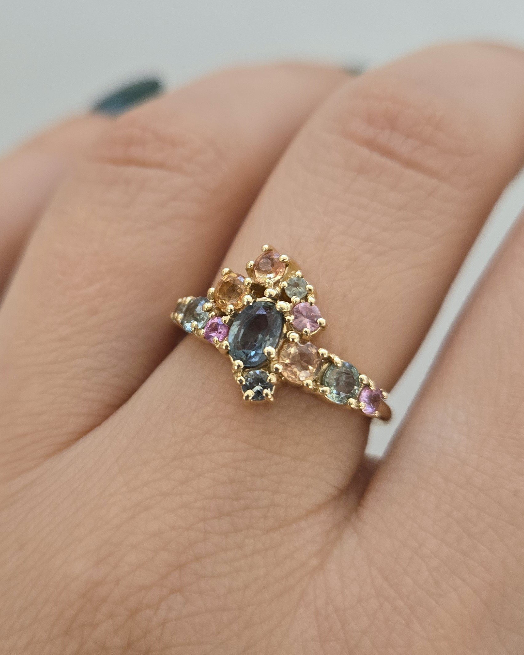 dallas_maynard_vineyard_sapphire_ring_modeled_2.jpg