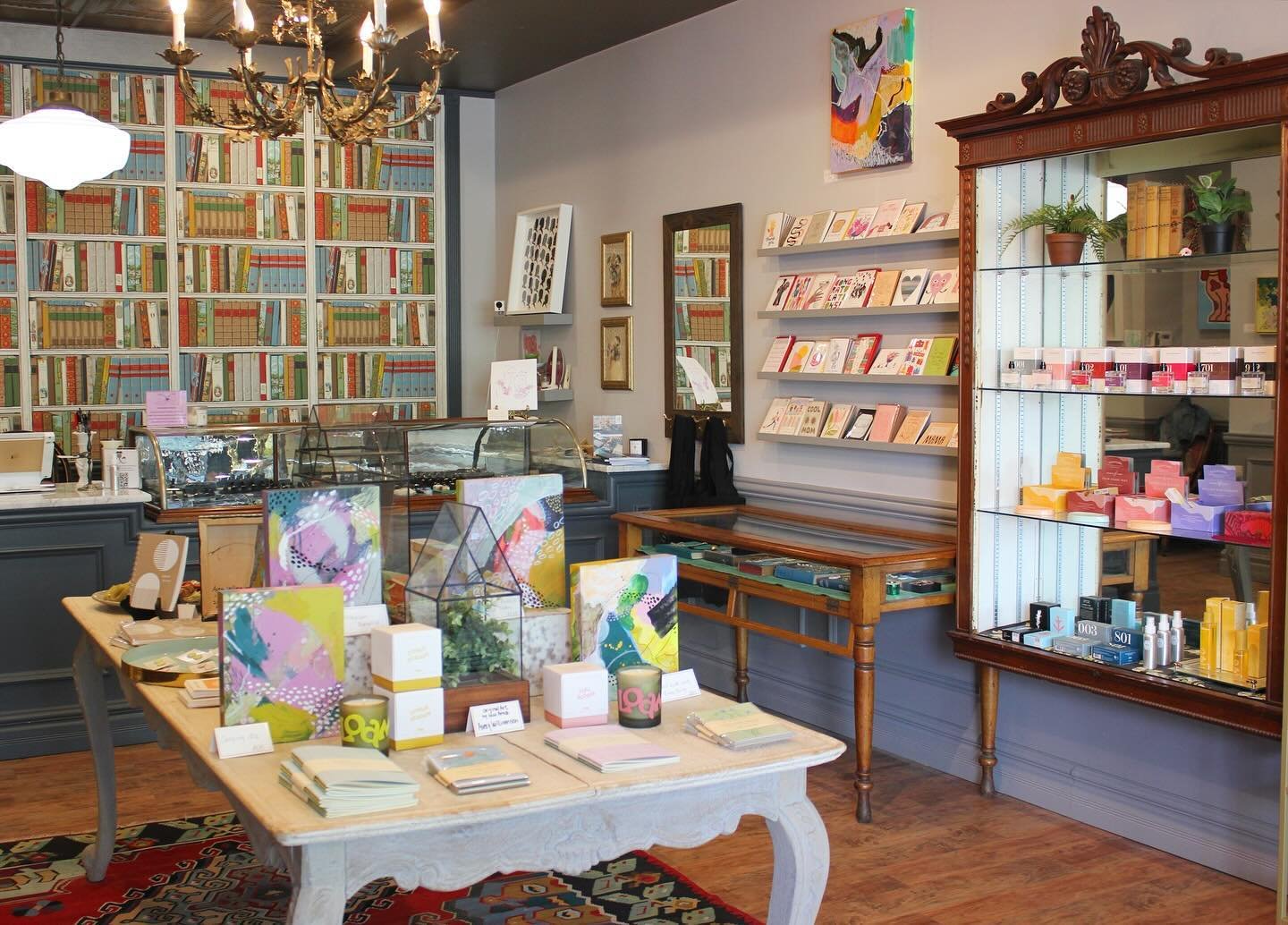 Happy Graduation weekend! We have refreshed the shop for the spring season and it is looking so fab. Stop in and say hello. Congrats to the class of 2024. We hope you have the best weekend celebrating. #annarbor #shopsmall #shoplocal #universityofmic