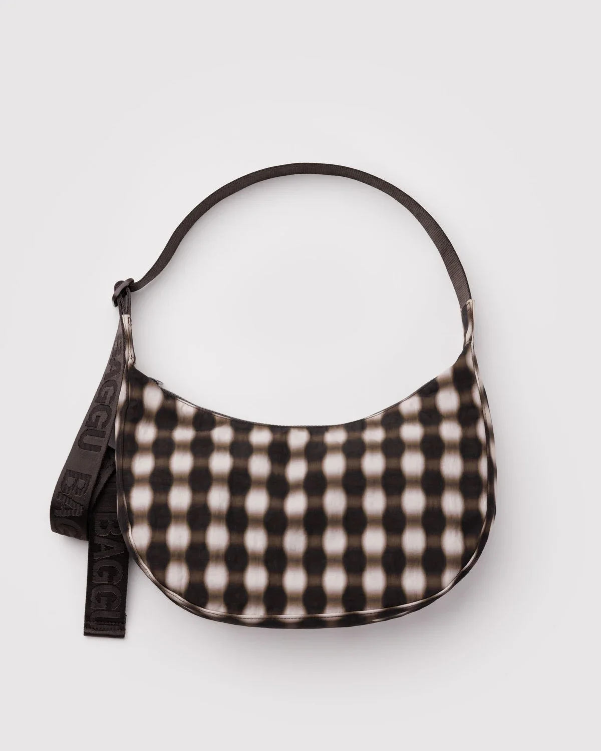 blurred gingham med crescent.webp