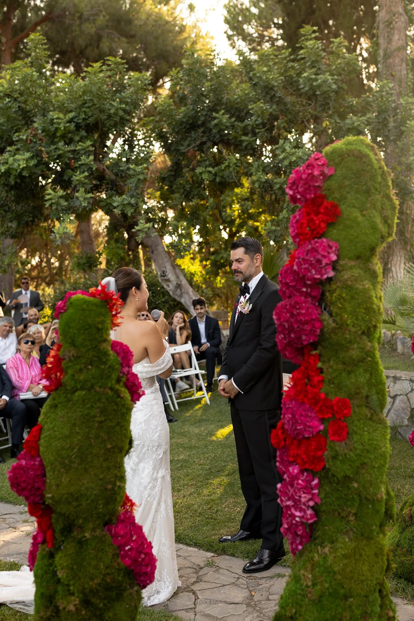 Boda en barcelona. Fotos de boda naturales y espontaneas.Fotografo de bodas barcelona. Robinramosphotographer