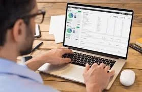 The Estimate-to-Invoice Gap: Why Your Cash Flow Feels Late (Even When You’re Busy)