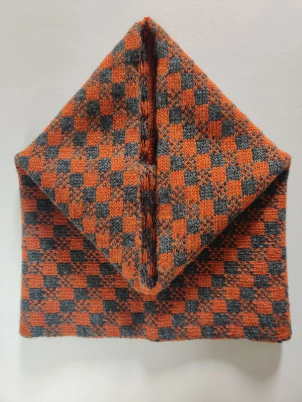 Eildon-Neck-Warmer-Charcoal-Rust-flat-lay-archipelago-knitwear.jpg
