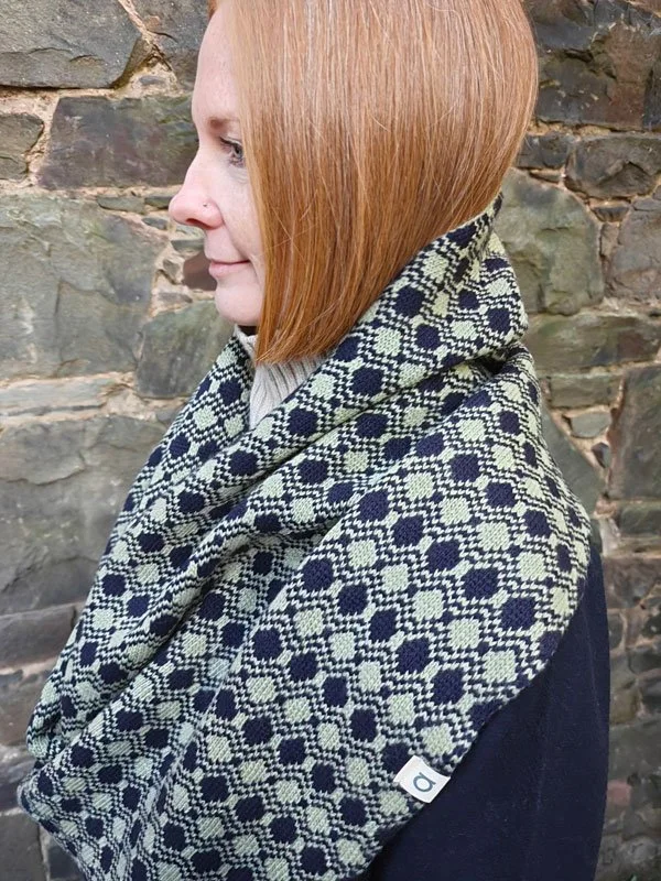 Downings Double Wrap Snood- Sage & Navy
